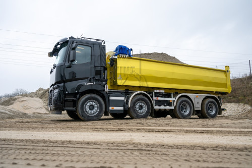 Renault Trucks C520 8x4 - 02